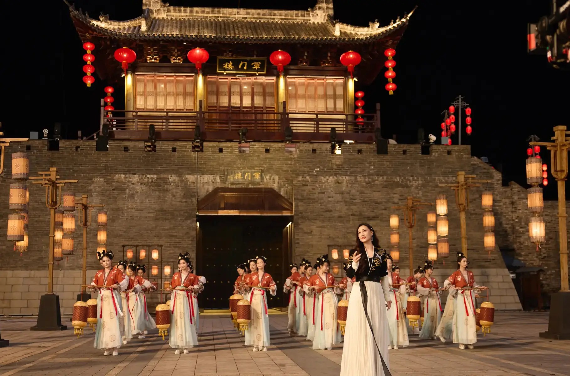 无声的国庆档与小生的无效出演